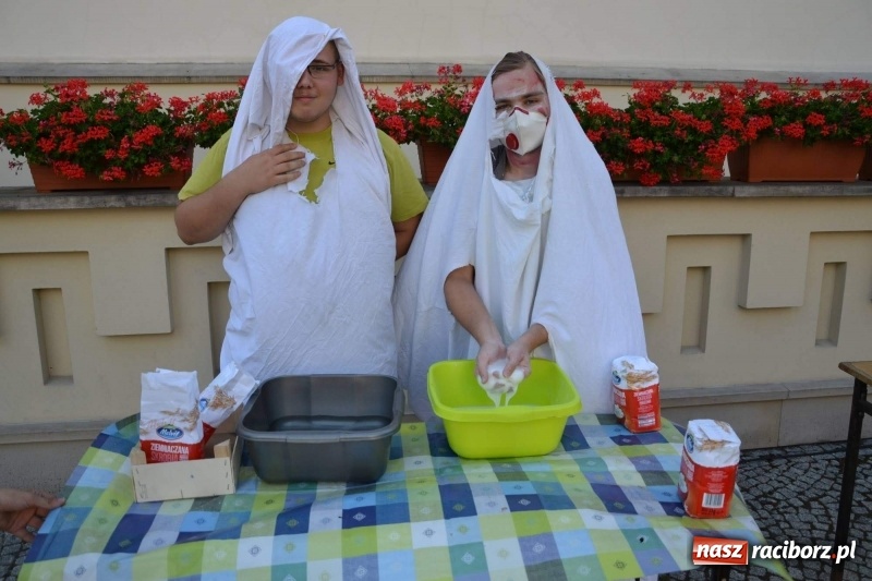 Zdjęcie w galerii na portalu naszraciborz.pl: VII Noc z Duchami na Zamku Piastowskim już za nami wiadomości z regionu