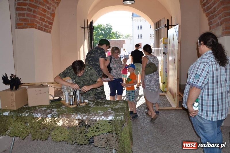 Zdjęcie w galerii na portalu naszraciborz.pl: VII Noc z Duchami na Zamku Piastowskim już za nami wiadomości z regionu