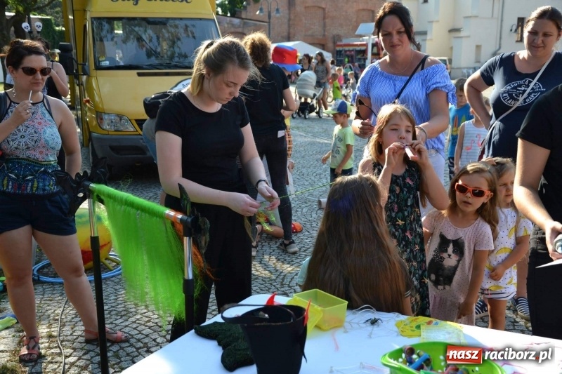 Zdjęcie w galerii na portalu naszraciborz.pl: VII Noc z Duchami na Zamku Piastowskim już za nami wiadomości z regionu