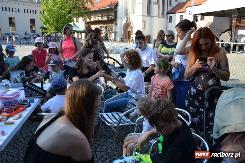 Zdjęcie w galerii na portalu naszraciborz.pl: VII Noc z Duchami na Zamku Piastowskim już za nami wiadomości z regionu