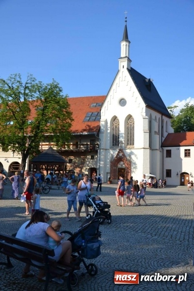 Zdjęcie w galerii na portalu naszraciborz.pl: VII Noc z Duchami na Zamku Piastowskim już za nami wiadomości z regionu