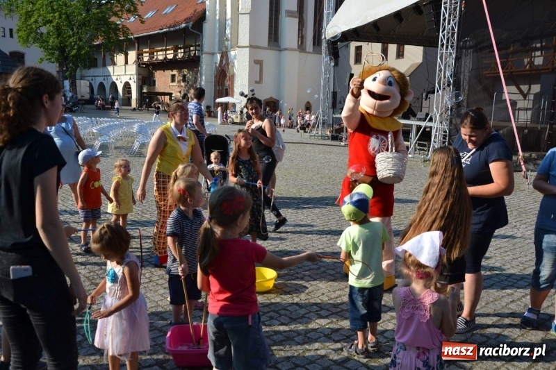 Zdjęcie w galerii na portalu naszraciborz.pl: VII Noc z Duchami na Zamku Piastowskim już za nami wiadomości z regionu