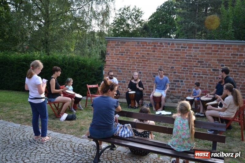 Zdjęcie w galerii na portalu naszraciborz.pl: VII Noc z Duchami na Zamku Piastowskim już za nami wiadomości z regionu