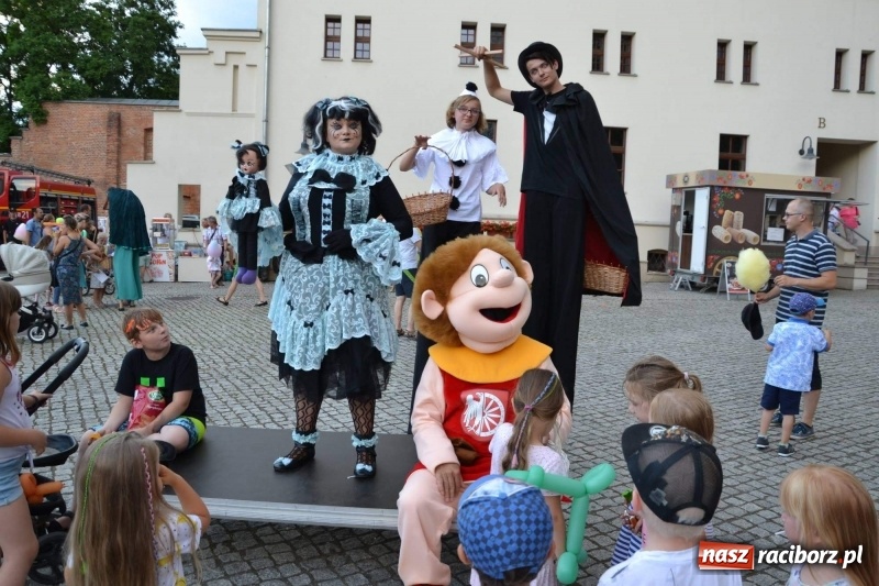 Zdjęcie w galerii na portalu naszraciborz.pl: VII Noc z Duchami na Zamku Piastowskim już za nami wiadomości z regionu