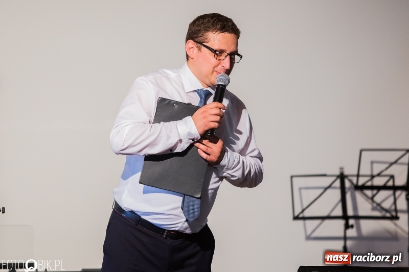 Zdjęcie w galerii na portalu naszraciborz.pl: Muzyczne podsumowanie roku szkolnego wiadomości z regionu