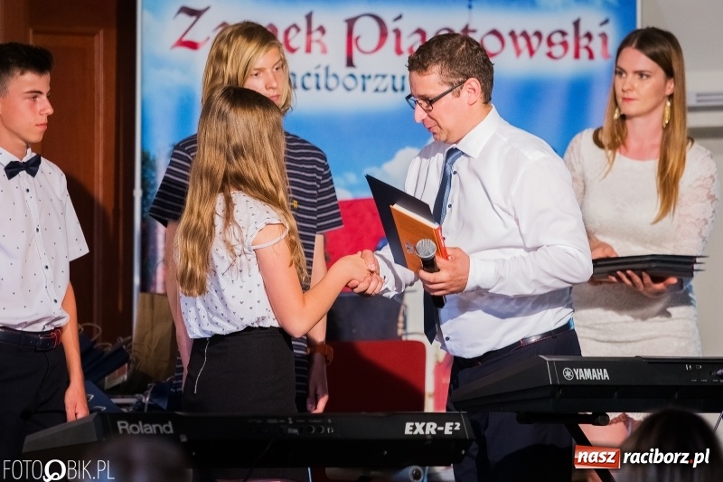 Zdjęcie w galerii na portalu naszraciborz.pl: Muzyczne podsumowanie roku szkolnego wiadomości z regionu