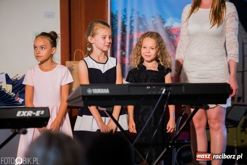 Zdjęcie w galerii na portalu naszraciborz.pl: Muzyczne podsumowanie roku szkolnego wiadomości z regionu