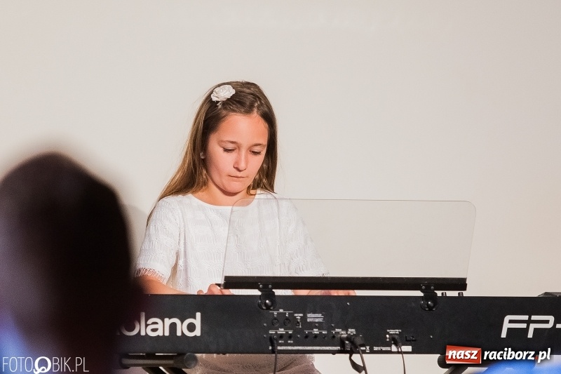 Zdjęcie w galerii na portalu naszraciborz.pl: Muzyczne podsumowanie roku szkolnego wiadomości z regionu