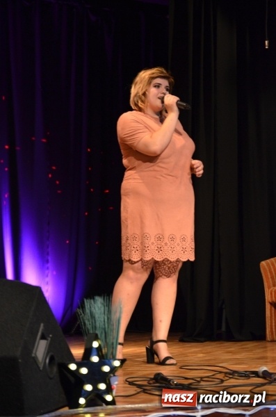 Zdjęcie w galerii na portalu naszraciborz.pl: Miraż zaśpiewał dla matek i ojców  wiadomości z regionu