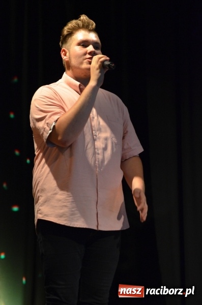 Zdjęcie w galerii na portalu naszraciborz.pl: Miraż zaśpiewał dla matek i ojców  wiadomości z regionu