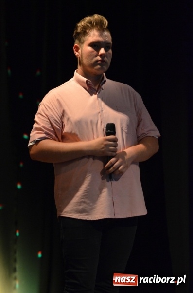 Zdjęcie w galerii na portalu naszraciborz.pl: Miraż zaśpiewał dla matek i ojców  wiadomości z regionu