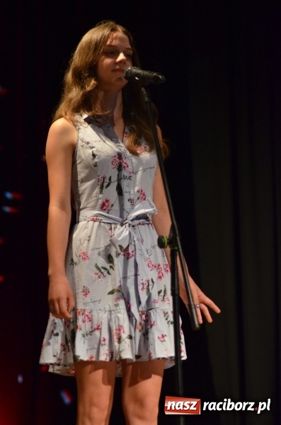 Zdjęcie w galerii na portalu naszraciborz.pl: Miraż zaśpiewał dla matek i ojców  wiadomości z regionu