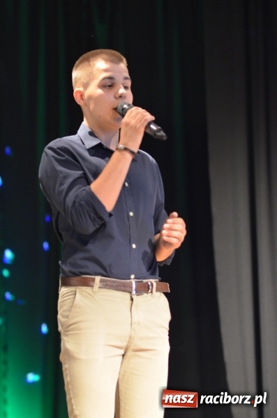 Zdjęcie w galerii na portalu naszraciborz.pl: Miraż zaśpiewał dla matek i ojców  wiadomości z regionu
