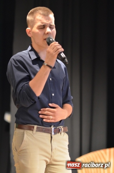 Zdjęcie w galerii na portalu naszraciborz.pl: Miraż zaśpiewał dla matek i ojców  wiadomości z regionu