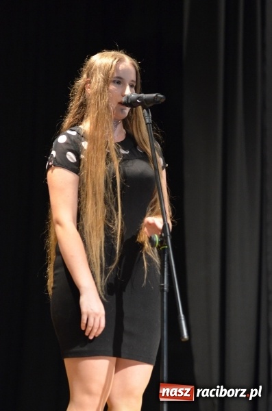 Zdjęcie w galerii na portalu naszraciborz.pl: Miraż zaśpiewał dla matek i ojców  wiadomości z regionu