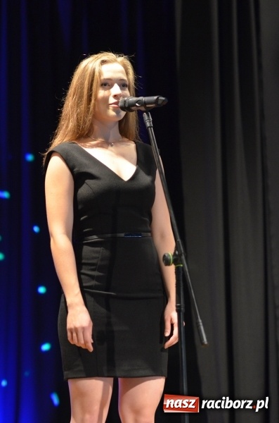 Zdjęcie w galerii na portalu naszraciborz.pl: Miraż zaśpiewał dla matek i ojców  wiadomości z regionu