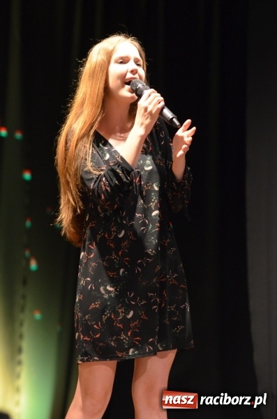 Zdjęcie w galerii na portalu naszraciborz.pl: Miraż zaśpiewał dla matek i ojców  wiadomości z regionu