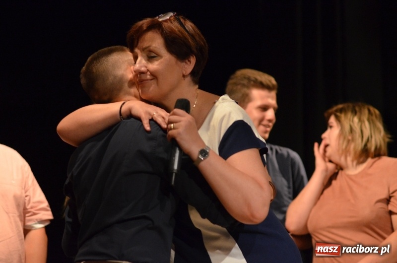 Zdjęcie w galerii na portalu naszraciborz.pl: Miraż zaśpiewał dla matek i ojców  wiadomości z regionu