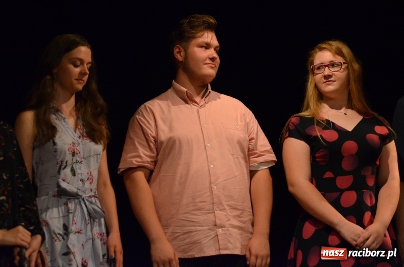 Zdjęcie w galerii na portalu naszraciborz.pl: Miraż zaśpiewał dla matek i ojców  wiadomości z regionu