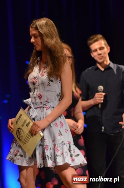 Zdjęcie w galerii na portalu naszraciborz.pl: Miraż zaśpiewał dla matek i ojców  wiadomości z regionu