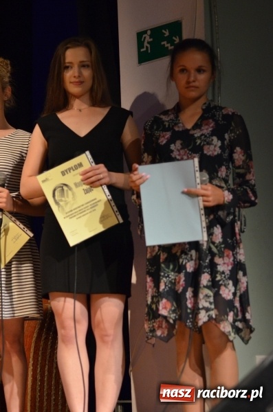 Zdjęcie w galerii na portalu naszraciborz.pl: Miraż zaśpiewał dla matek i ojców  wiadomości z regionu