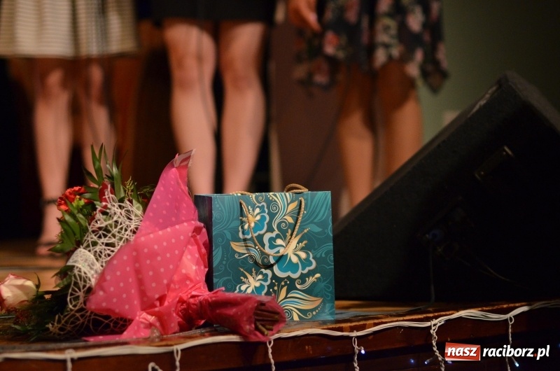 Zdjęcie w galerii na portalu naszraciborz.pl: Miraż zaśpiewał dla matek i ojców  wiadomości z regionu