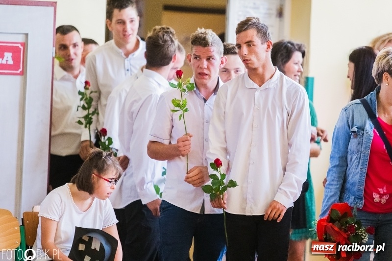 Zdjęcie w galerii na portalu naszraciborz.pl: Powiatowe zakończenie roku szkolnego w Zespole Szkół Specjalnych wiadomości z regionu