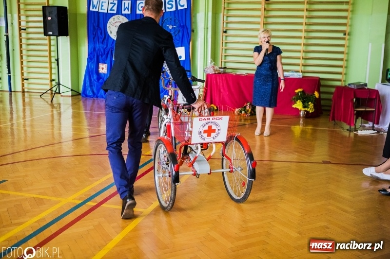 Zdjęcie w galerii na portalu naszraciborz.pl: Powiatowe zakończenie roku szkolnego w Zespole Szkół Specjalnych wiadomości z regionu
