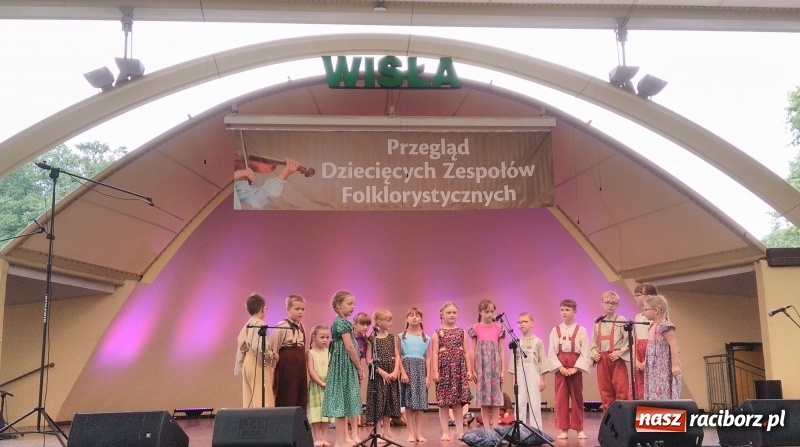 Zdjęcie w galerii na portalu naszraciborz.pl: Na festiwalu mażoretki z całego świata. Grand Prix Ministra Kultury dla tancerek z gminy Nędza  wiadomości z regionu