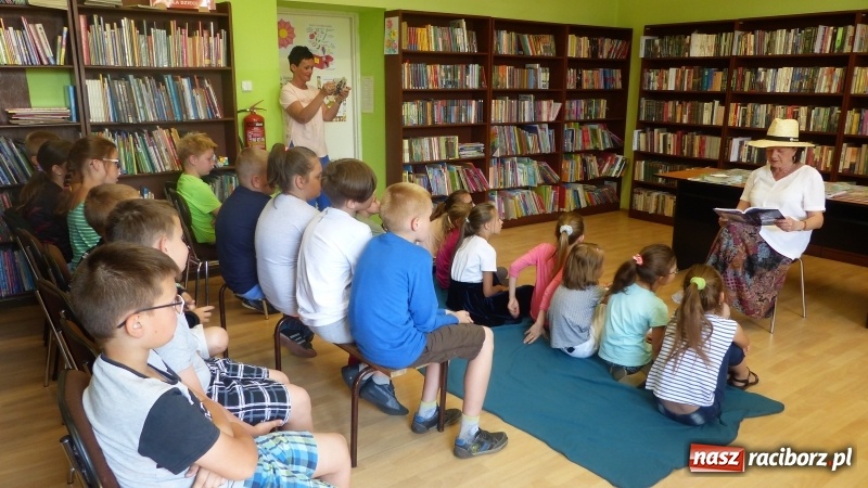 Zdjęcie w galerii na portalu naszraciborz.pl: Poznaj swoją bibliotekę. Filia biblioteczna na Płoni wiadomości z regionu