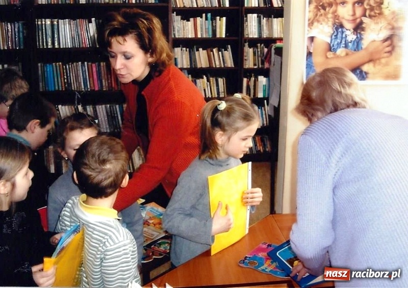Zdjęcie w galerii na portalu naszraciborz.pl: Poznaj swoją bibliotekę. Filia biblioteczna na Płoni wiadomości z regionu