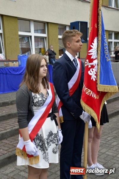 Zdjęcie w galerii na portalu naszraciborz.pl: Uczniowie SP18 pożegnali rok szkolny i… panią dyrektor wiadomości z regionu