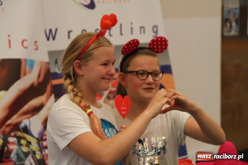 Zdjęcie w galerii na portalu naszraciborz.pl: ZSOMS zakończył rok szkolny rodzinnym piknikiem wiadomości z regionu