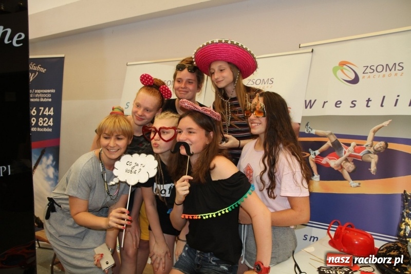 Zdjęcie w galerii na portalu naszraciborz.pl: ZSOMS zakończył rok szkolny rodzinnym piknikiem wiadomości z regionu