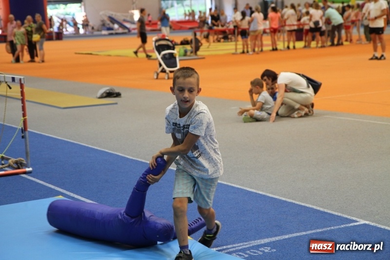 Zdjęcie w galerii na portalu naszraciborz.pl: ZSOMS zakończył rok szkolny rodzinnym piknikiem wiadomości z regionu
