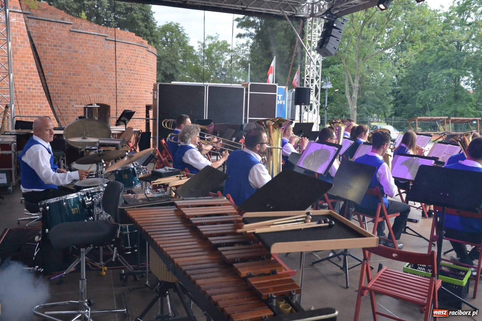 Zdjęcie w galerii na portalu naszraciborz.pl: Orkiestra Bundeswery wystąpiła na Zamku Piastowskim FOTO i WIDEO wiadomości z regionu