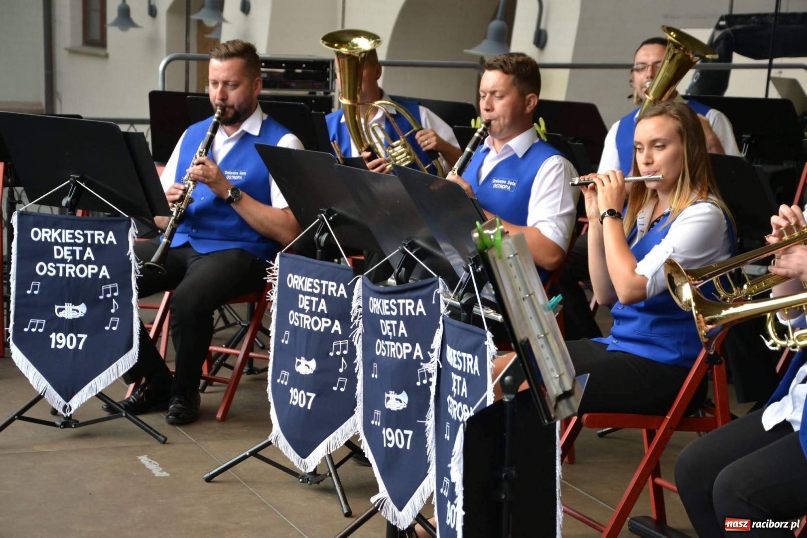 Zdjęcie w galerii na portalu naszraciborz.pl: Orkiestra Bundeswery wystąpiła na Zamku Piastowskim FOTO i WIDEO wiadomości z regionu