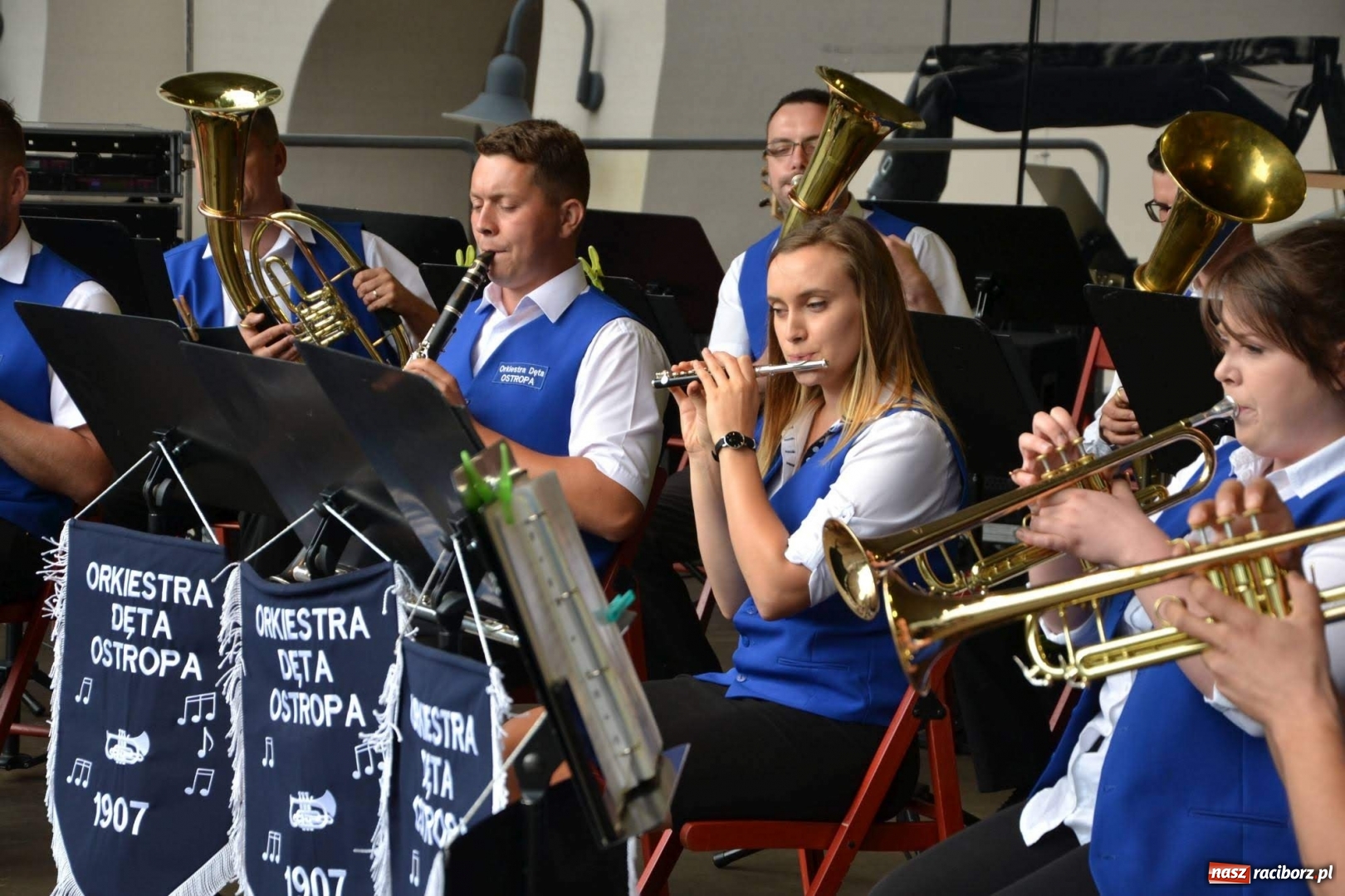 Zdjęcie w galerii na portalu naszraciborz.pl: Orkiestra Bundeswery wystąpiła na Zamku Piastowskim FOTO i WIDEO wiadomości z regionu