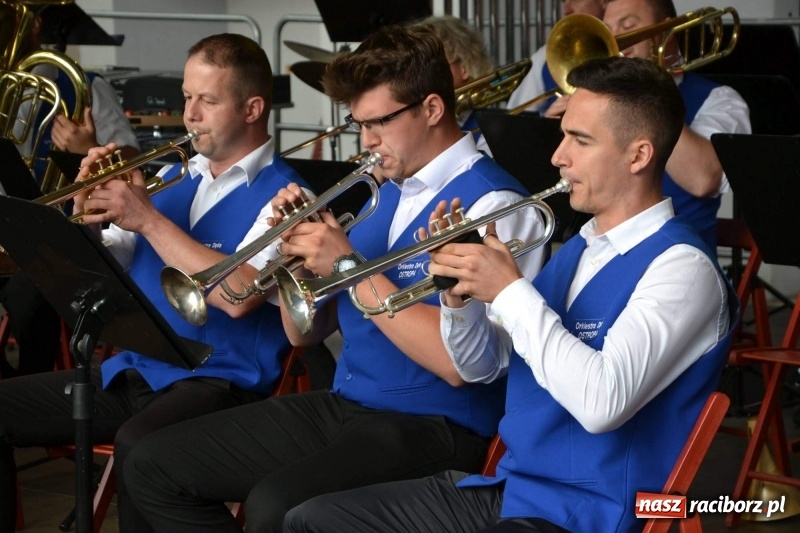 Zdjęcie w galerii na portalu naszraciborz.pl: Orkiestra Bundeswery wystąpiła na Zamku Piastowskim FOTO i WIDEO wiadomości z regionu