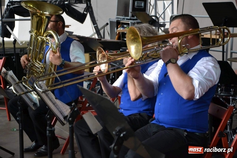 Zdjęcie w galerii na portalu naszraciborz.pl: Orkiestra Bundeswery wystąpiła na Zamku Piastowskim FOTO i WIDEO wiadomości z regionu
