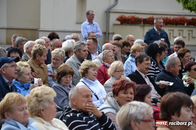 Zdjęcie w galerii na portalu naszraciborz.pl: Orkiestra Bundeswery wystąpiła na Zamku Piastowskim FOTO i WIDEO wiadomości z regionu
