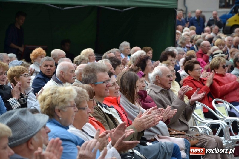 Zdjęcie w galerii na portalu naszraciborz.pl: Orkiestra Bundeswery wystąpiła na Zamku Piastowskim FOTO i WIDEO wiadomości z regionu