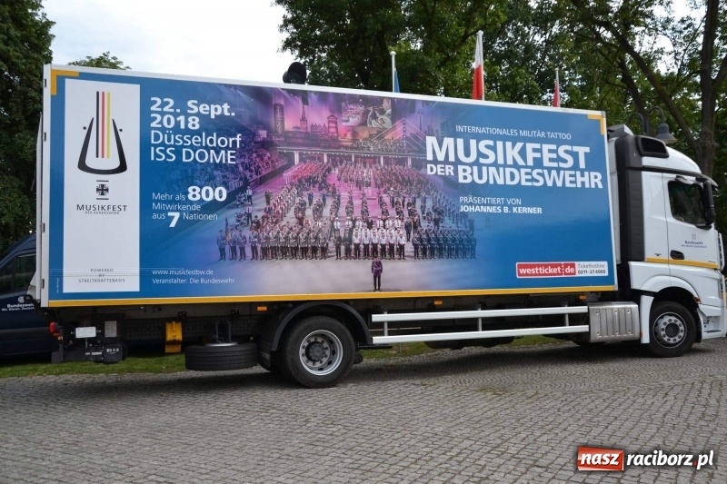 Zdjęcie w galerii na portalu naszraciborz.pl: Orkiestra Bundeswery wystąpiła na Zamku Piastowskim FOTO i WIDEO wiadomości z regionu