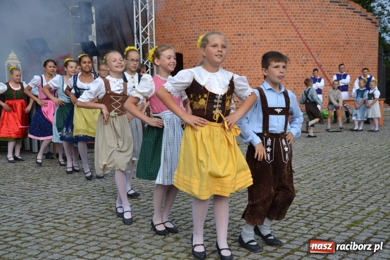 Zdjęcie w galerii na portalu naszraciborz.pl: Orkiestra Bundeswery wystąpiła na Zamku Piastowskim FOTO i WIDEO wiadomości z regionu