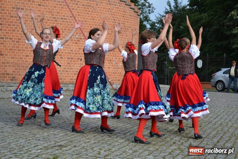 Zdjęcie w galerii na portalu naszraciborz.pl: Orkiestra Bundeswery wystąpiła na Zamku Piastowskim FOTO i WIDEO wiadomości z regionu