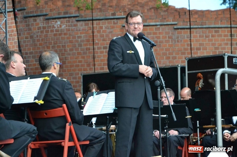 Zdjęcie w galerii na portalu naszraciborz.pl: Orkiestra Bundeswery wystąpiła na Zamku Piastowskim FOTO i WIDEO wiadomości z regionu