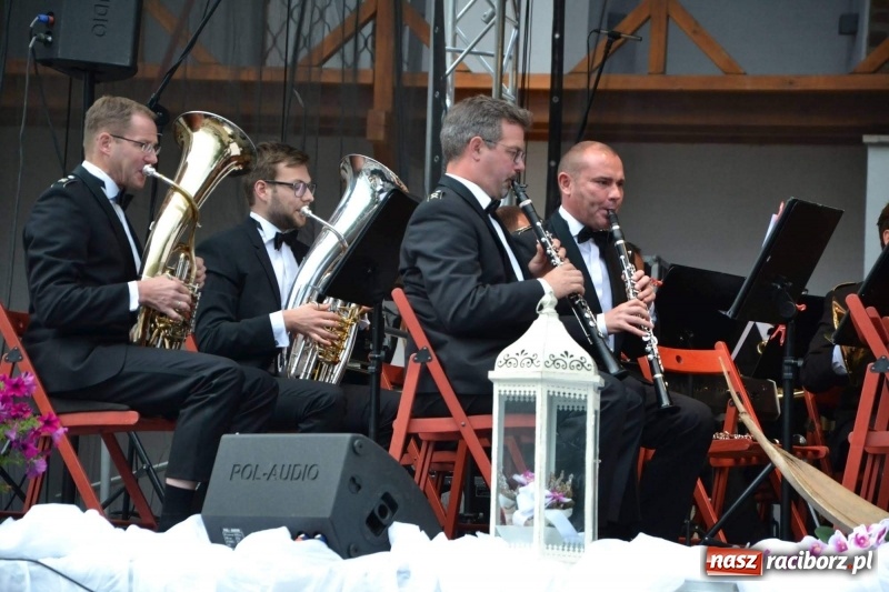 Zdjęcie w galerii na portalu naszraciborz.pl: Orkiestra Bundeswery wystąpiła na Zamku Piastowskim FOTO i WIDEO wiadomości z regionu