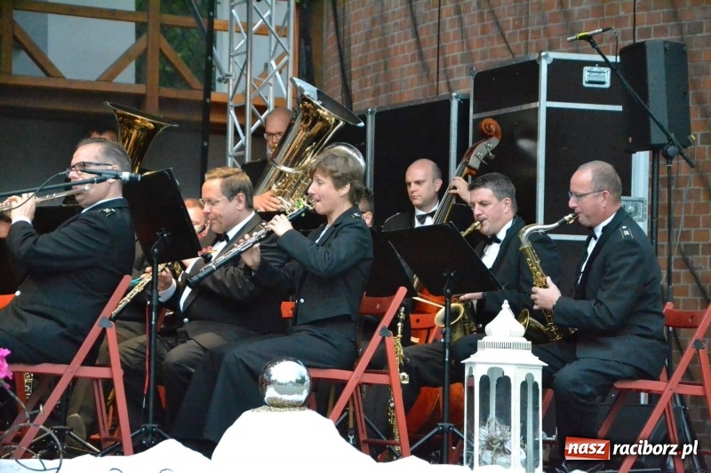 Zdjęcie w galerii na portalu naszraciborz.pl: Orkiestra Bundeswery wystąpiła na Zamku Piastowskim FOTO i WIDEO wiadomości z regionu