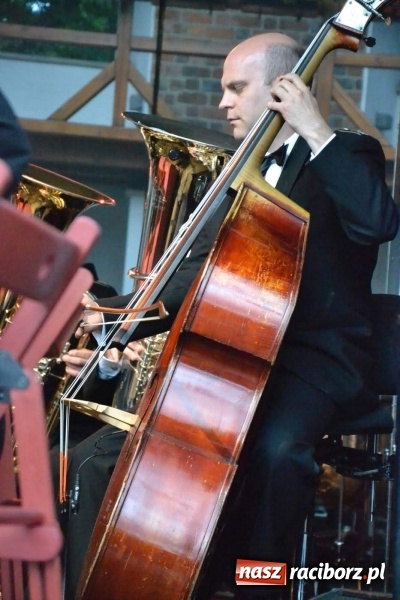 Zdjęcie w galerii na portalu naszraciborz.pl: Orkiestra Bundeswery wystąpiła na Zamku Piastowskim FOTO i WIDEO wiadomości z regionu