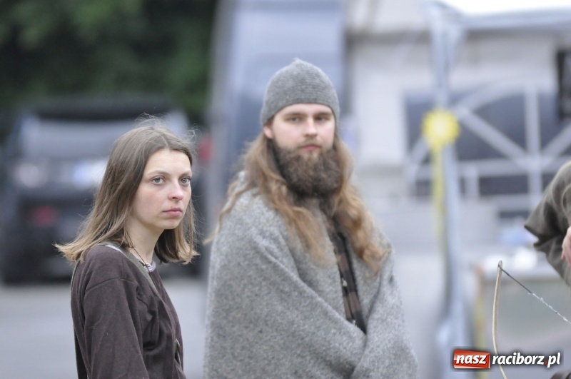 Zdjęcie w galerii na portalu naszraciborz.pl: Ruszył Raciborski Festiwal Średniowieczny. Zobaczcie leśne manewry wojów  wiadomości z regionu